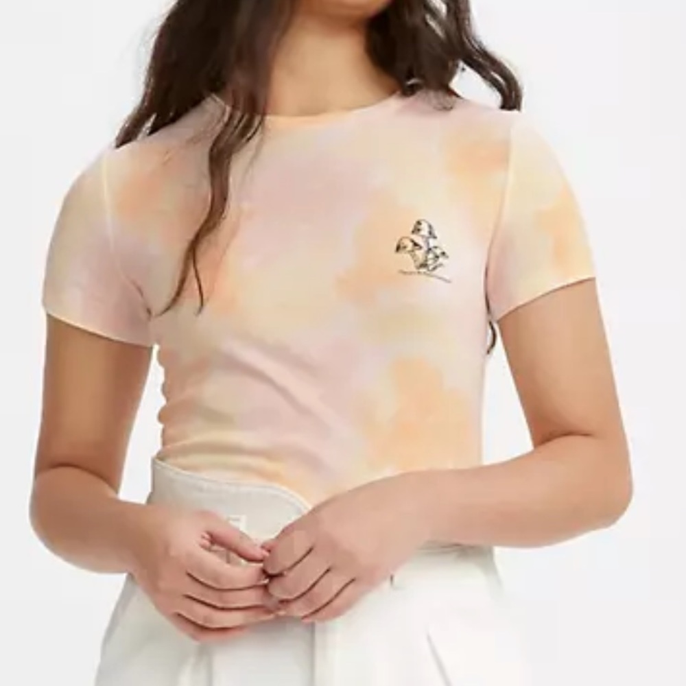 Levi’s tie dye tee 💫 🌈 - Picture 7 of 9